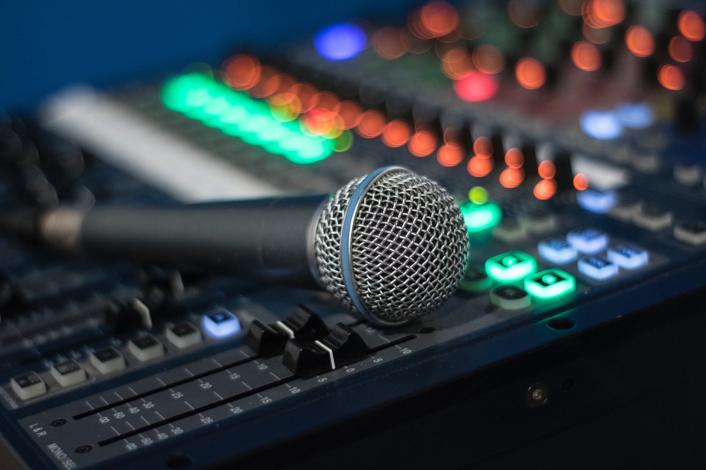 Wireless Microphones